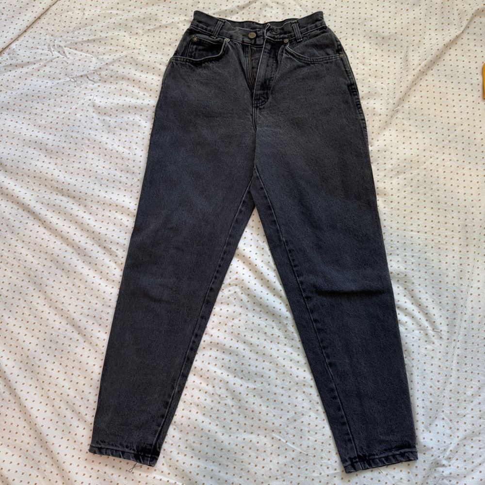 Vintage 90s High Waisted Mom Jeans Chic size 22” waist